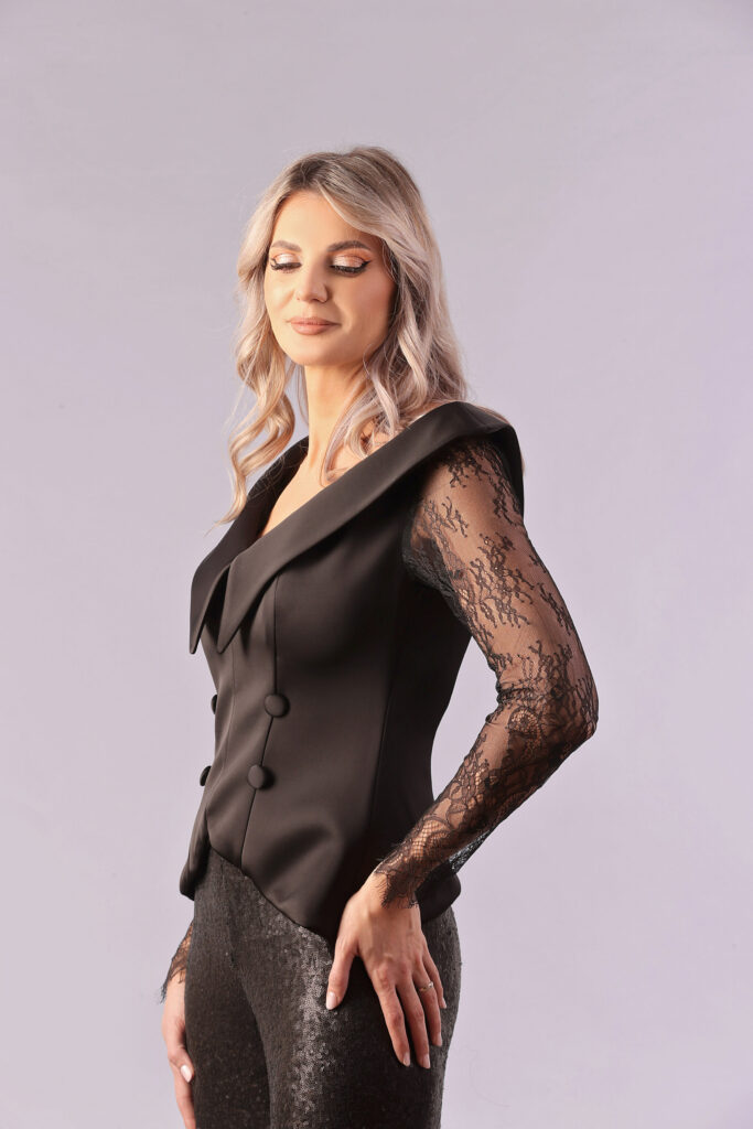 Black Amos Top