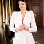 Dalia Suit