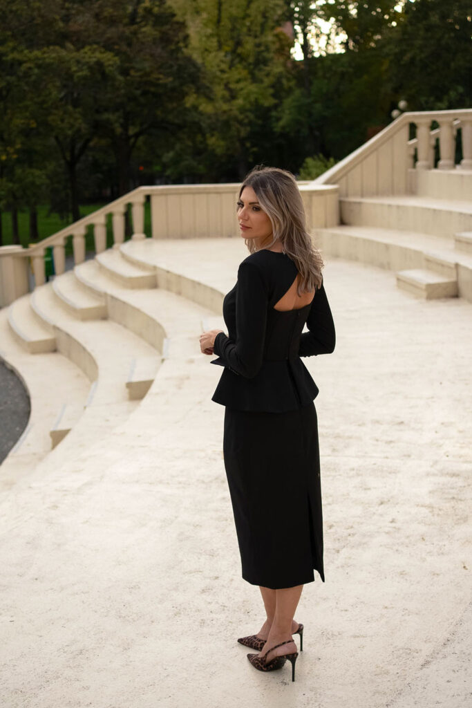 Paris Black Top